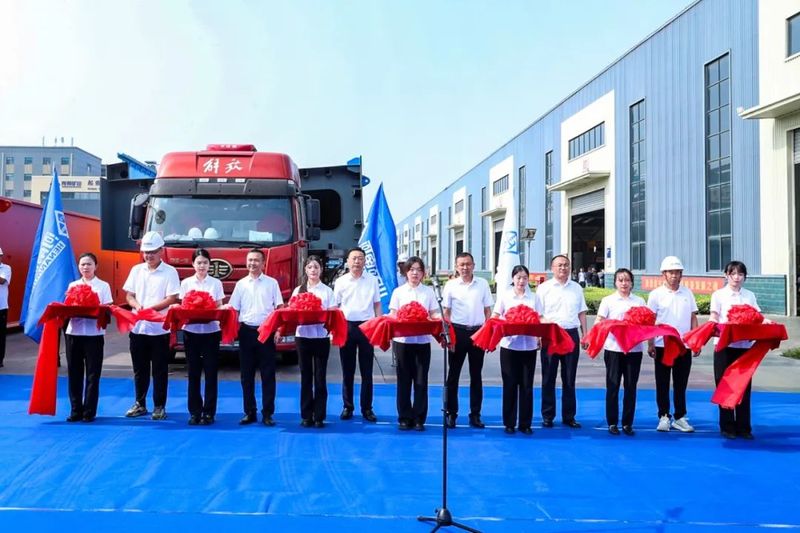 發車！1000t“鋼鐵巨獸”，助力長江中上游大規模碼頭建設